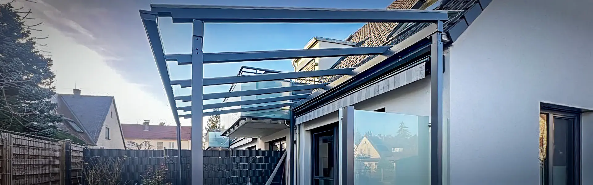 Hochwertige Terassenüberdachungen (Hochwertige Terassenüberdachungen - Fensterbau & Glaserei Reich Roth)